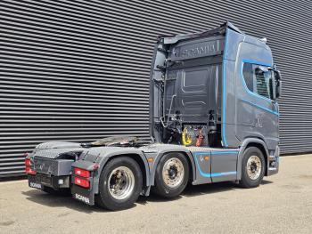 S730 6x2/4 - LIFT - STEERING AXLE / RETARDER / FULL AIR /